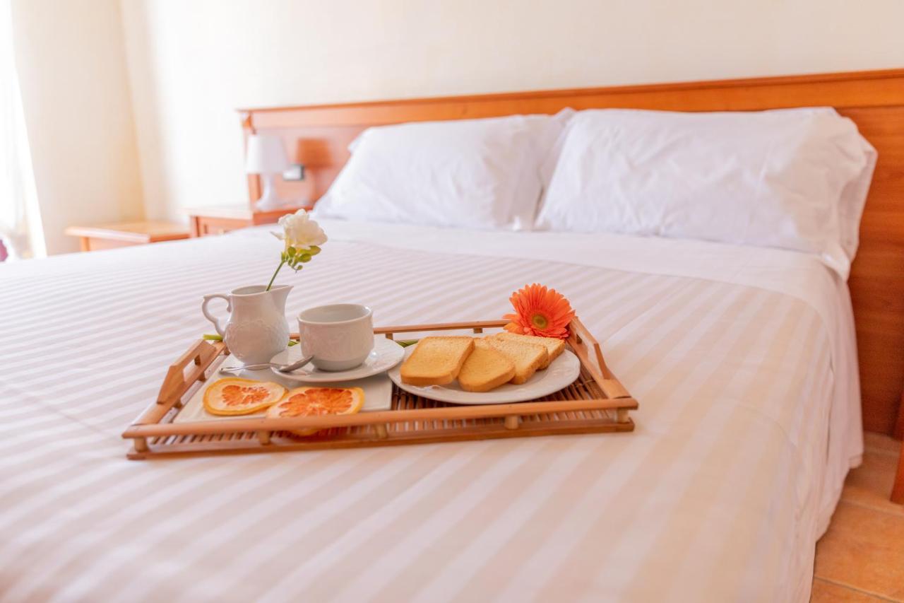 B&B Puerto Seguro Пиццо Экстерьер фото