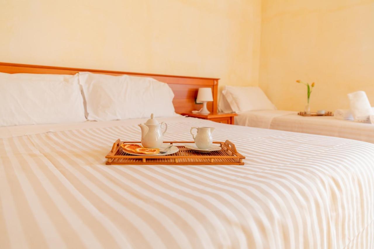 B&B Puerto Seguro Пиццо Экстерьер фото