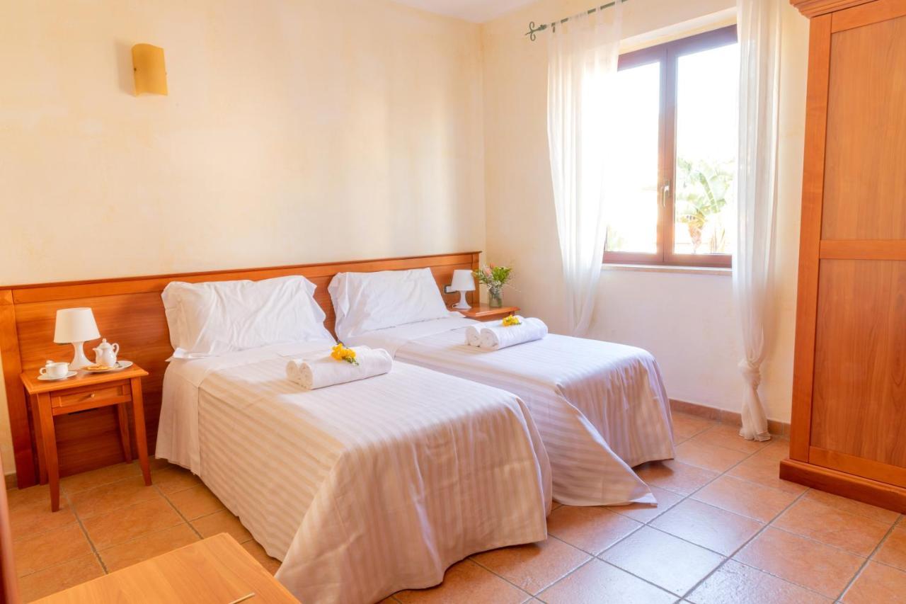 B&B Puerto Seguro Пиццо Экстерьер фото
