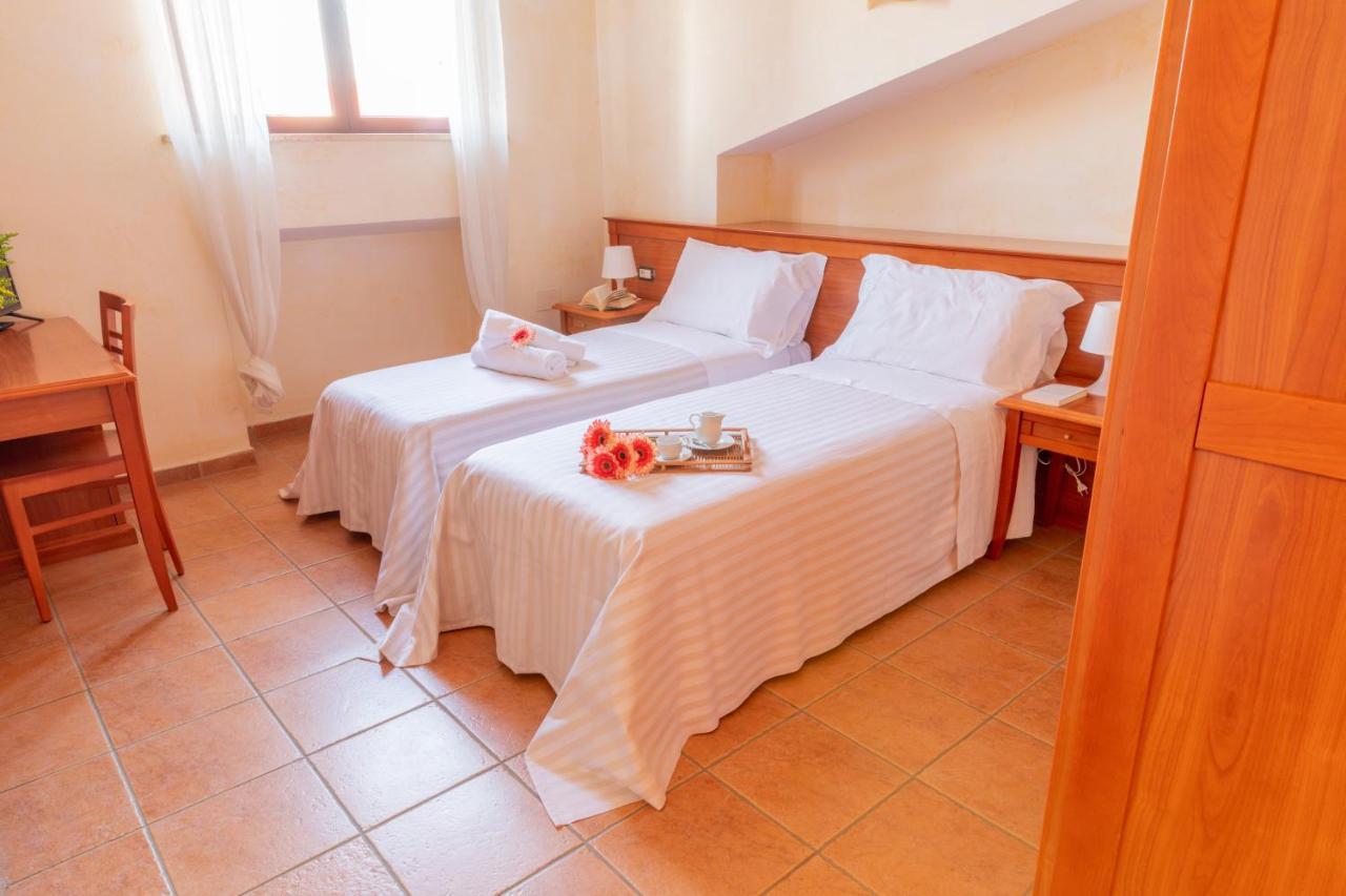 B&B Puerto Seguro Пиццо Экстерьер фото