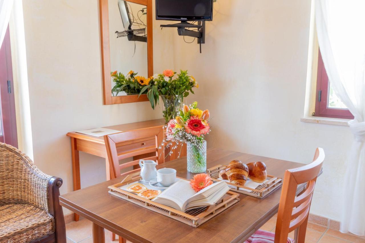 B&B Puerto Seguro Пиццо Экстерьер фото